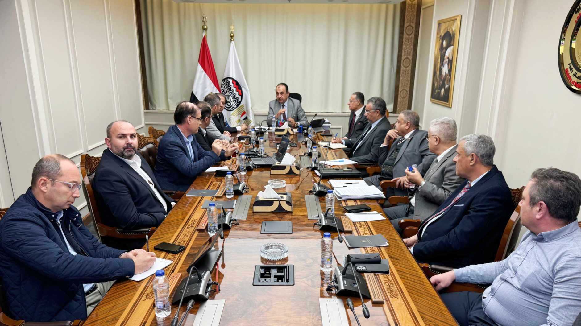 وزير قطاع الأعمال يلتقي وفدا من شركة “IGSAS” التركية لبحث التعاون في صناعة الأسمدة