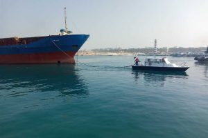 لسوء الأحوال الجوية.. إغلاق ميناء العريش البحري أمام حركة السفن