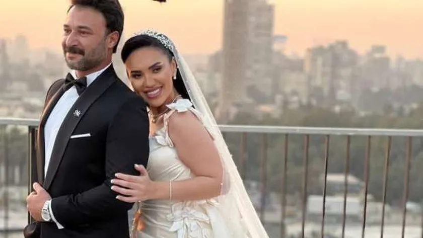 “اللهم اجعلها بداية لكل فرح”.. أول تعليق لـ”محمد العمروسي” بعد زفافه على مي فاروق