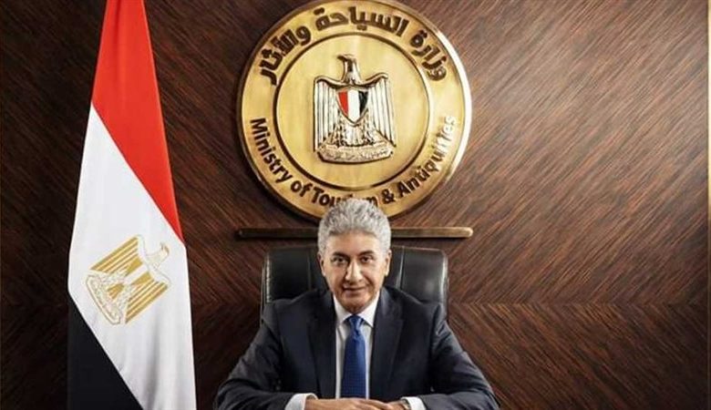 وزير السياحة