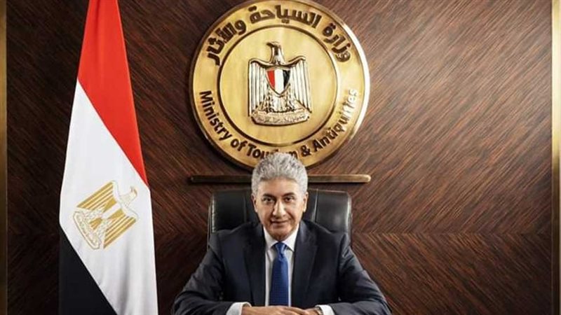 سائح أجنبي يوجه 20 سؤالا للمسؤولين عن السياحة في مصر.. أين الإجابة؟