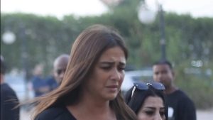 نجوم الوسط الفني ينعون والد ياسمين عبد العزيز