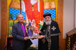 رئيس الطائفة الإنجيلية يهنئ البابا تواضروس بمناسبة عيد الميلاد