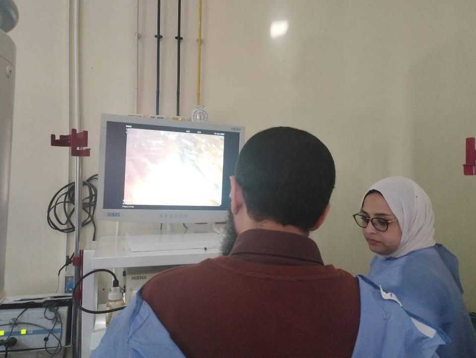 “لأول مرة في الصعيد”.. مستشفيات جامعة أسيوط تجري عملية تفتيت حصوات في القنوات المرارية