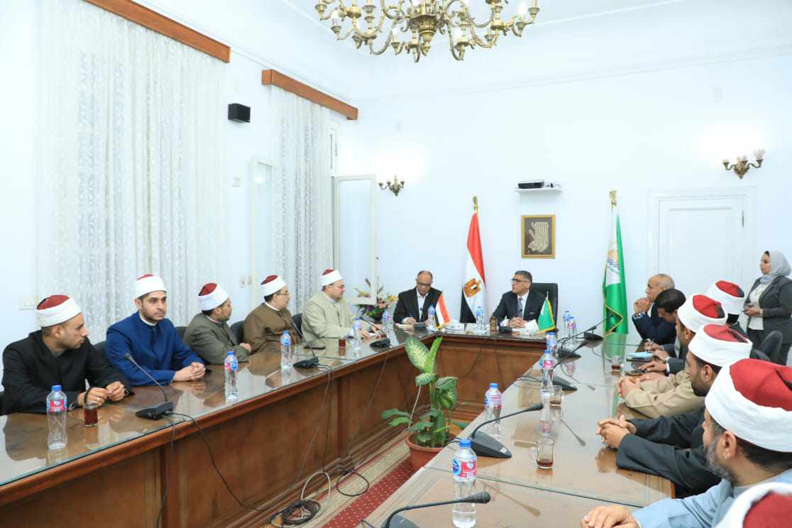 الجيزة تطلق قافلة دعوية من منطقة الوعظ إلى الواحات البحرية