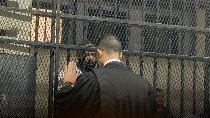 شاهد الاثبات فى قضية ” قهوة أسوان” : رأيت المتهم يطعن المجنى عليه بسلاح أبيض