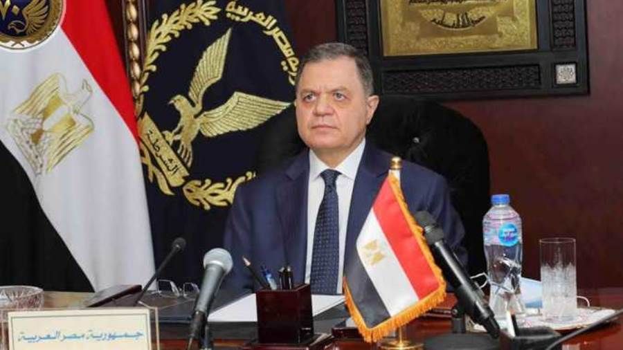 وزير الداخلية يهنئ الرئيس السيسي بذكرى الاحتفال بليلة الإسراء والمعراج