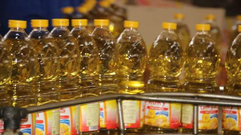 نستورد 97% من احتياجاتنا وخطة إنقاذ حكومية..  مخزون الزيوت لا يكفى