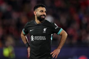 محمد صلاح يقترب من الإنتقال إلي الهلال السعودي