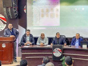 أبرزهم الغندور.. تعرف على الحكام التي تدير مباريات الدوري المصري اليوم