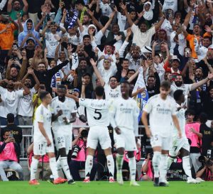 ريال مدريد يفوز على مايوركا ويواجه برشلونة في نهائي السوبر الإسباني