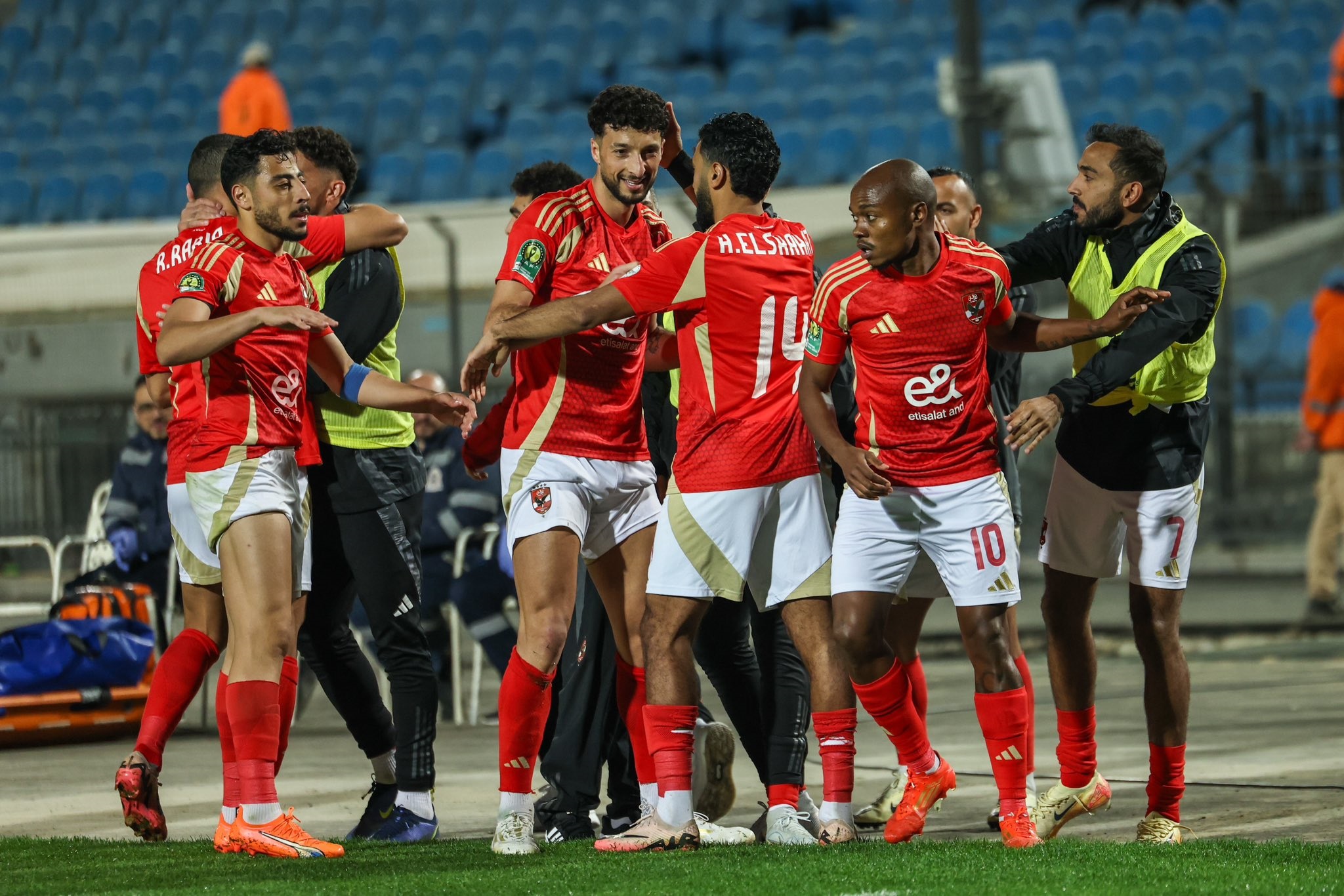 غدا.. الأهلي في مهمة حسم تأهله لربع نهائي دوري أبطال أفريقيا أمام شباب بلوزداد الجزائري