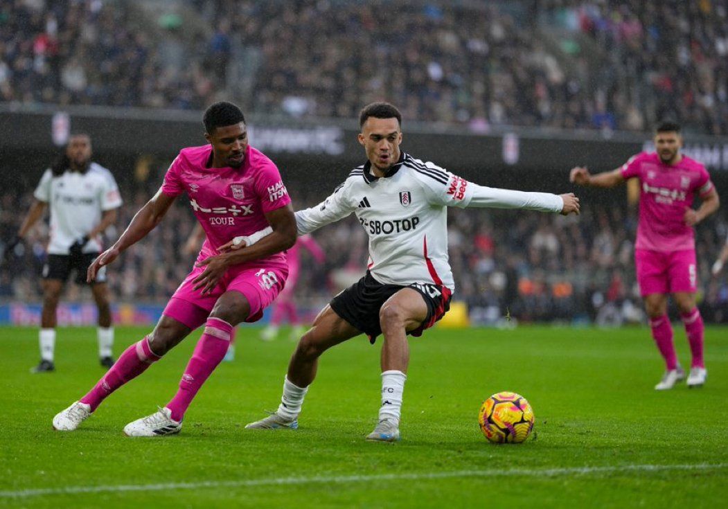 سام مرسي يقود ابسويتش تاون للتعادل مع فولهام في الجولة 20 بالدوري الأنجليزي