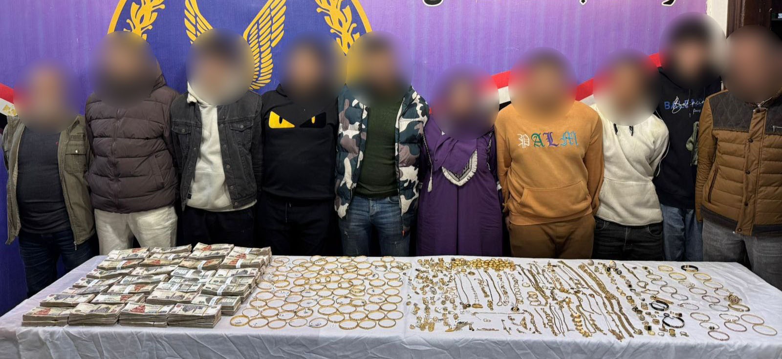 سقوط عصابة الذهب.. سيدة تقود تشكيلًا لسرقة مشغولات ذهبية من شقة بالساحل