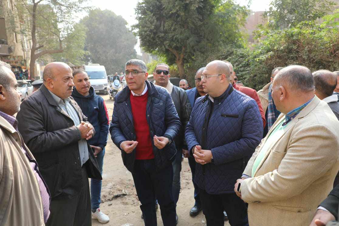 جولة تفقدية لمحافظ الجيزة لمتابعه اصلاح الهبوط الأرضي بشوارع ابو النمرس والحوامدية
