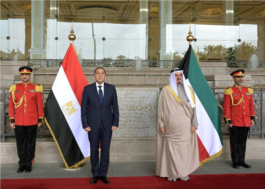 ولي عهد الكويت يستقبل مدبولي لبحث أوجه التعاون