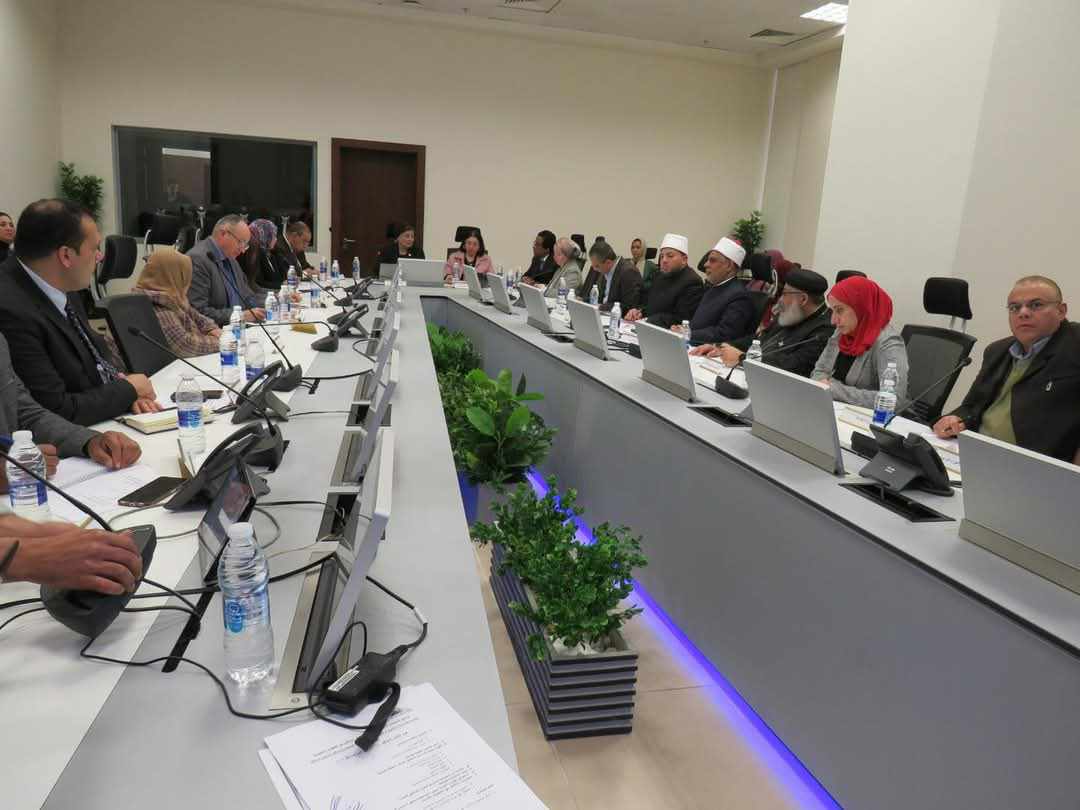 نائب وزير الصحة تجتمع بالمجلس القومي للسكان