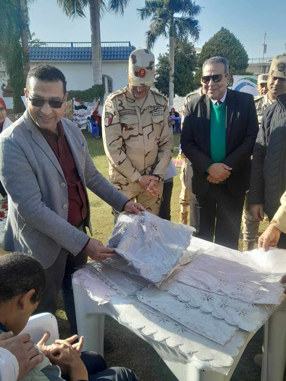 “القومي لذوي الإعاقة” و”الدفاع الشعبي والعسكري” يفتتحان معرض المنتجات الثاني لعام 2025 بالمنيا