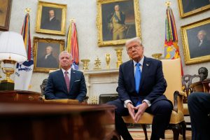 خلف الكواليس.. ملك الأردن يرفض ضغوط ترامب لقبول مخطط التهجير