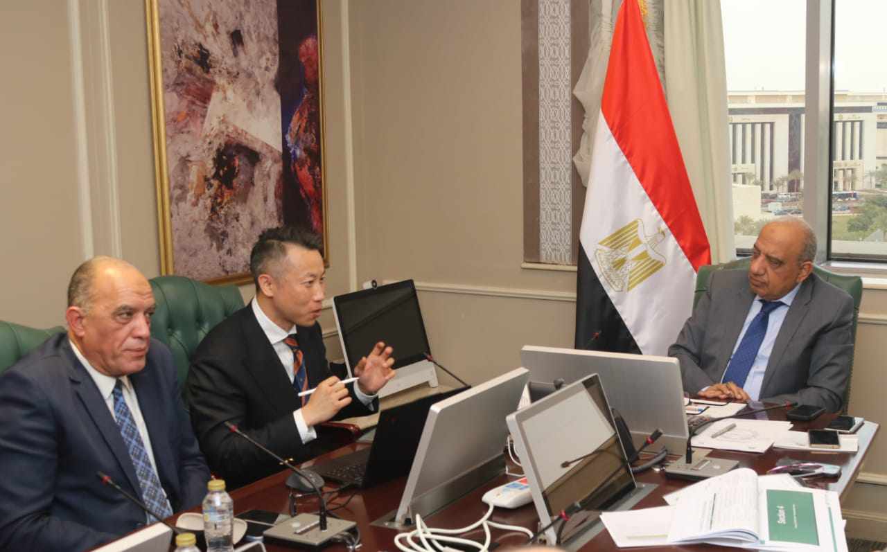 وزير الكهرباء يبحث مع “ستيت جريد الصينية” سبل التعاون فى مجالات الطاقة المتجددة