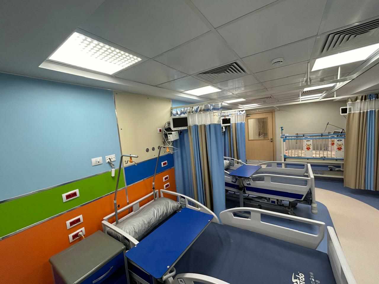 محافظ الجيزة: بدء تشغيل وحدة متكاملة للعناية المركزة للأطفال PICU بمستشفى الشيخ زايد