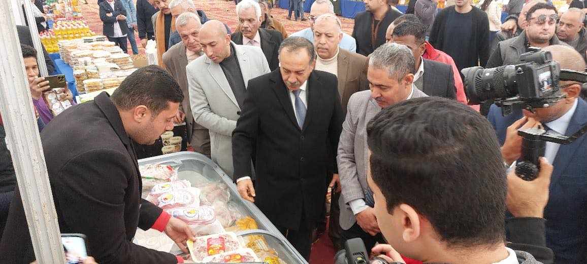 افتتاح معرض “أهلاً رمضان” بأرض الملاعب في أسيوط