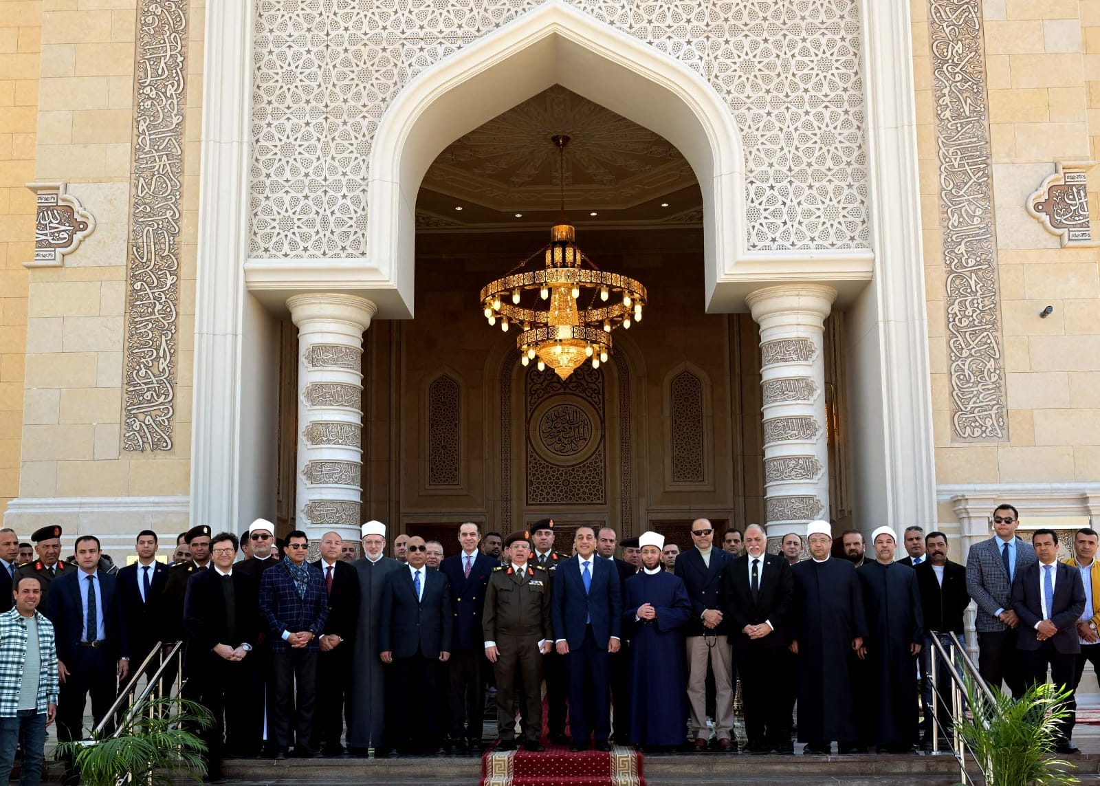 مدبولي يفتتح مسجد “العلي العظيم” في ألماظة