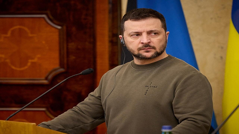 خوفا من خسارة حليفته الأولى.. زيلينكسي يغري ترامب اقتصاديا