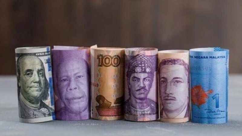 أسعار العملات في البنوك اليوم الإثنين