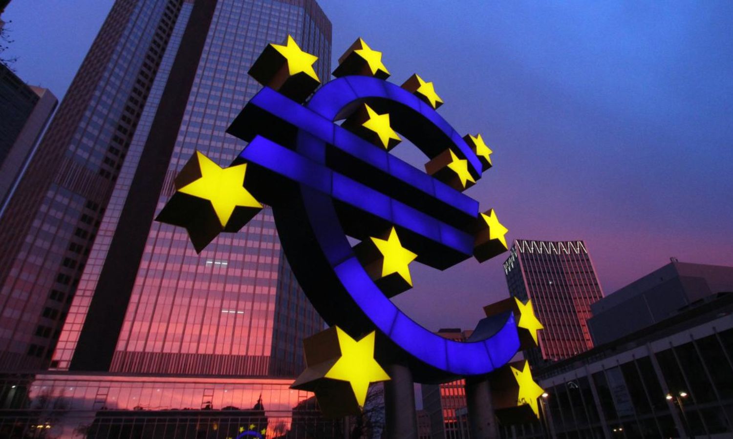 شملت المصارف والطاقة.. تعليق عقوبات أوروبية على سوريا