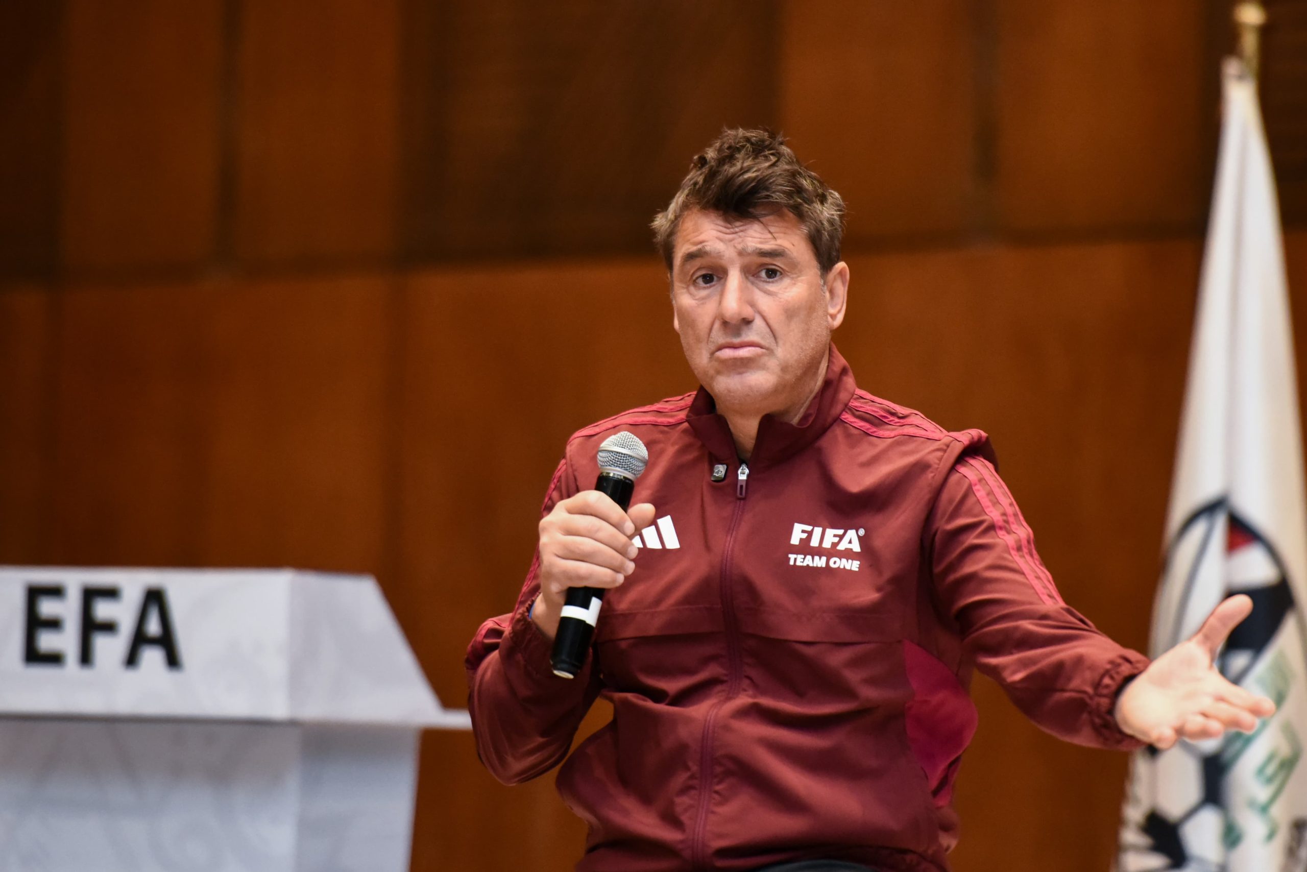 بوكاسا لـ”الحكام” متعتمدش على الـvar ولازم سرعة في القرارات