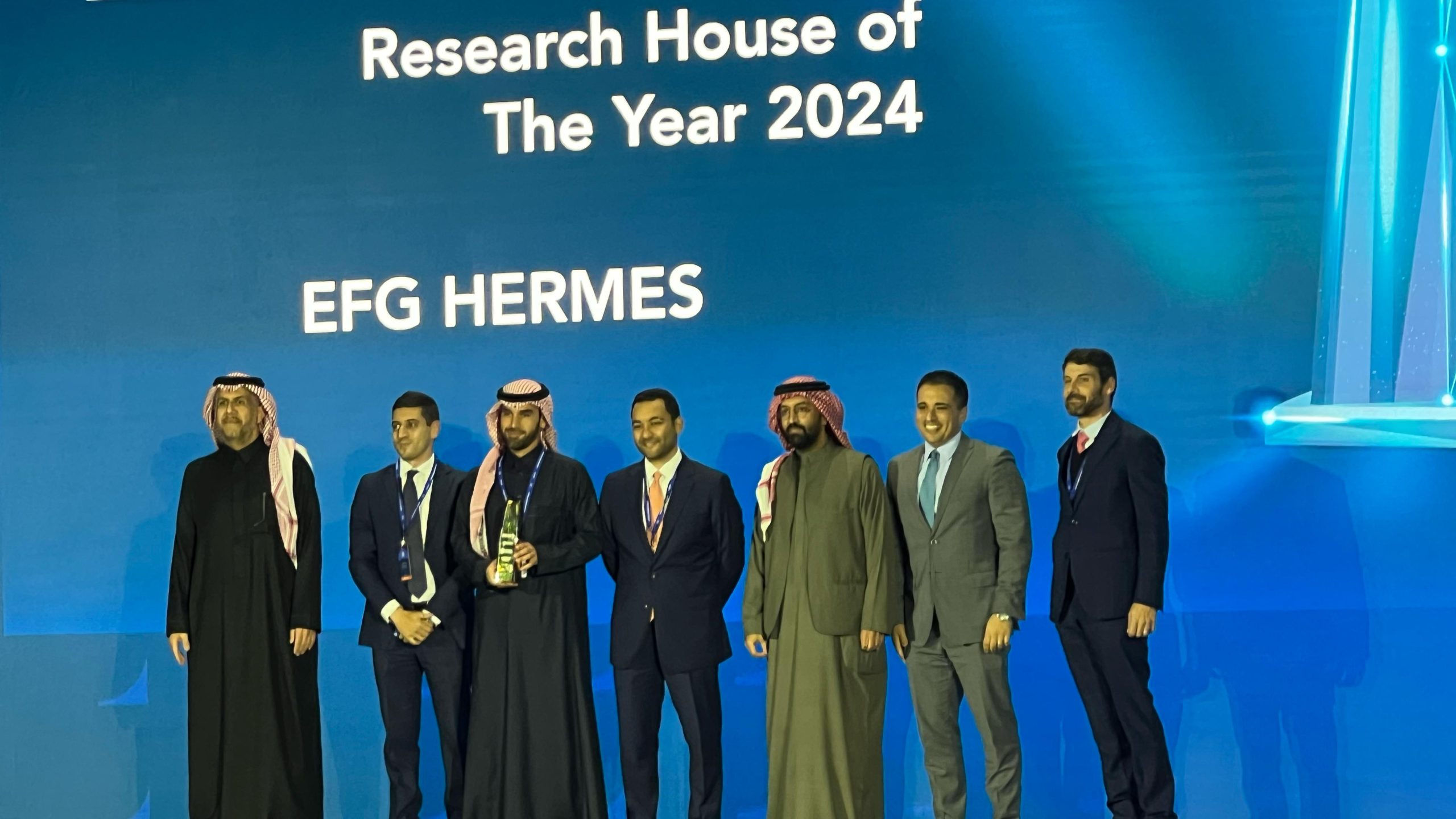 للعام الثالث على التوالي.. إي إف چي هيرميس السعودية تحصد الجائزة الذهبية كأفضل دار للبحوث
