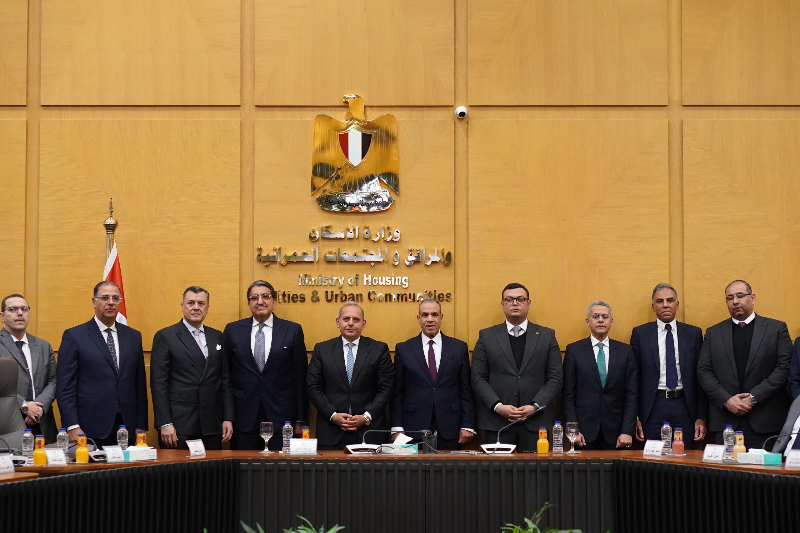 “إي فاينانس” تتيح تحصيل أقساط عقارات المغتربين بالتعاون مع “الإسكان” و”المالية” و”بنك مصر” بالدولار الأمريكى