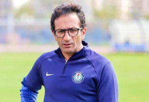 أحمد سامي يقترب من الرحيل عن تدريب سموحة