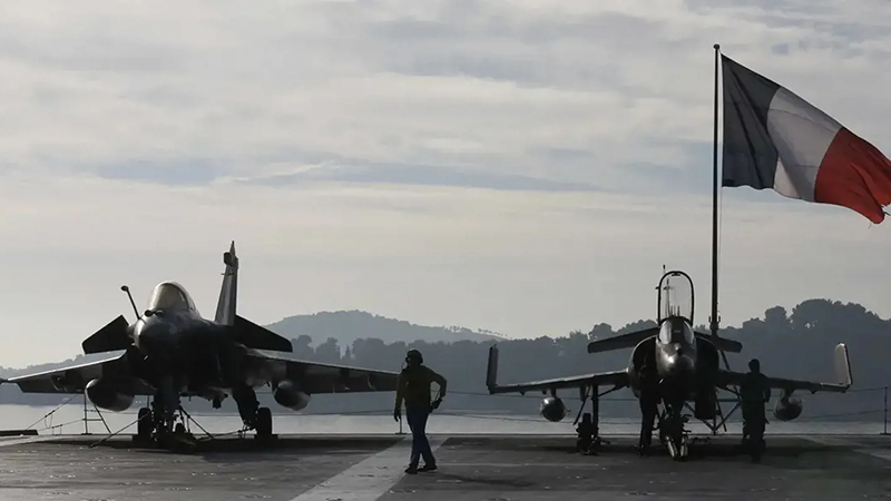 تليجراف: فرنسا مستعدة لاستخدام قوتها النووية لحماية أوروبا