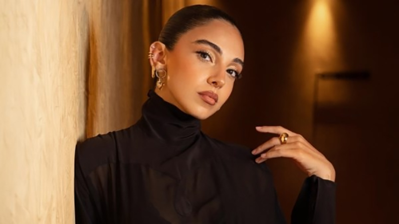 سلمى أبوضيف تنعى والد الفنان كريم قاسم