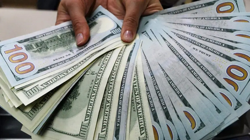 أسعار الدولار في البنوك اليوم السبت