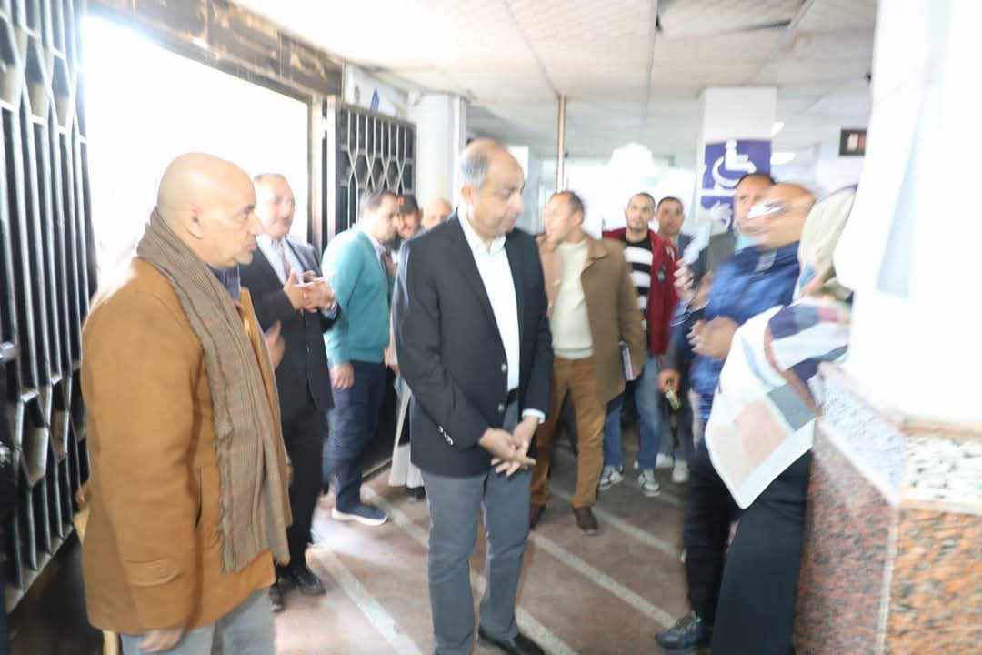 محافظ المنيا يوجه بتيسير إجراءات التصالح في مخالفات البناء لخدمة المواطنين