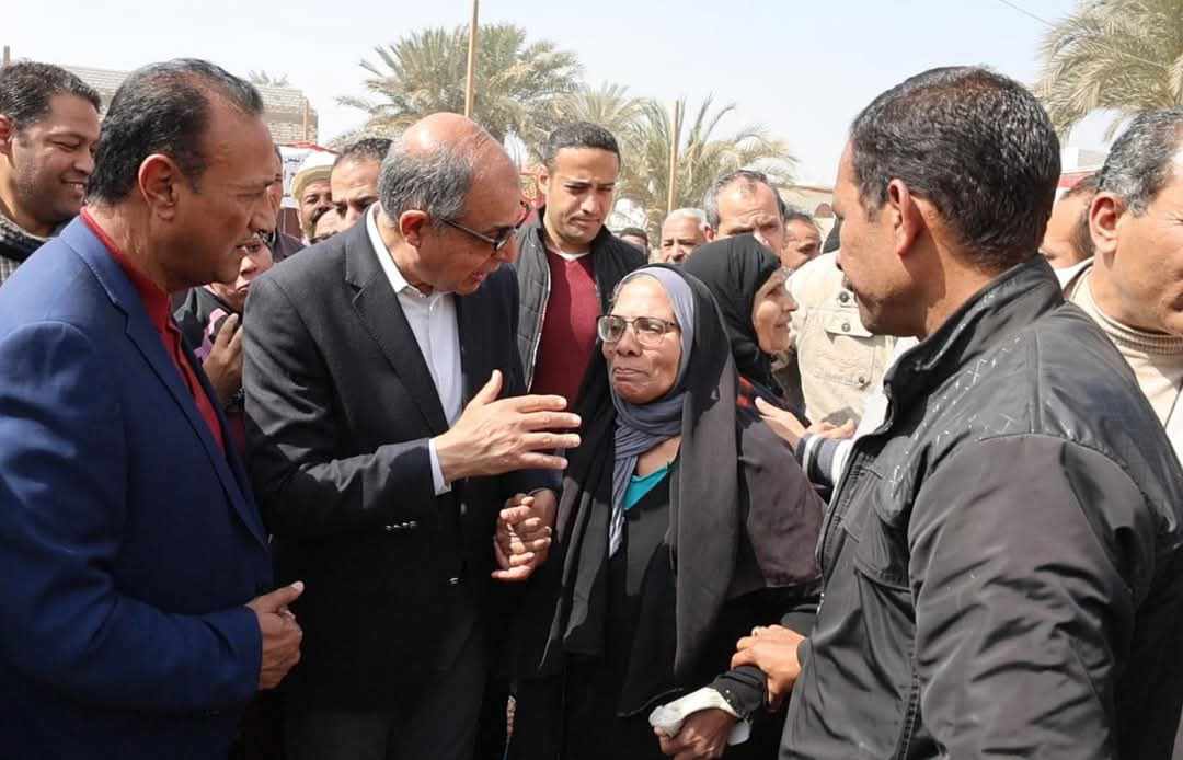 محافظ المنيا يفتتح معرض “أهلا رمضان” بتخفيضات تصل إلى 30%