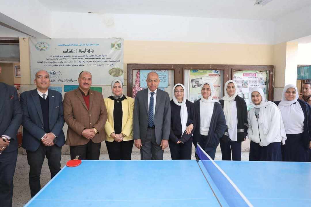محافظ المنيا  يُحيل إدارة إحدى المدارس للتحقيق بسبب الإهمال