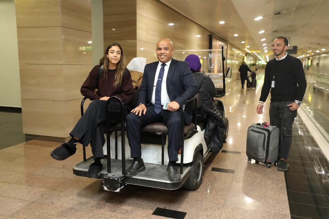 مصر للطيران تستقبل بطلة الاسكواش المصرية هانيا الحمامي الفائزة ببطولة J.P. Morgan Tournament of Champions 2025