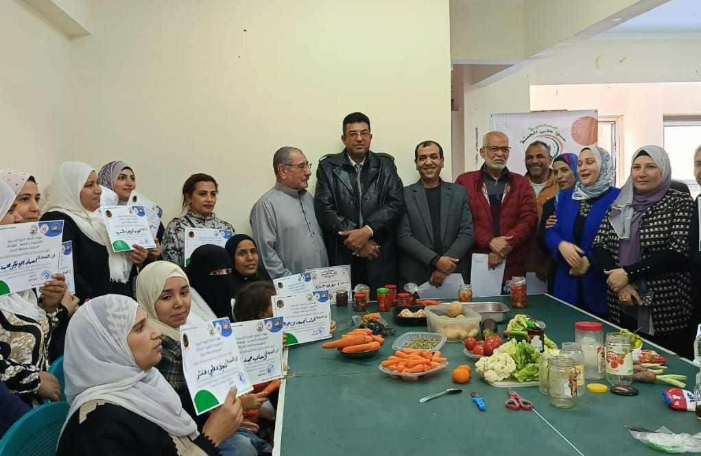 الجيزة تنظم دورات تدريبية للسيدات لإقامة مشروعات صغيرة ومتناهية الصغر