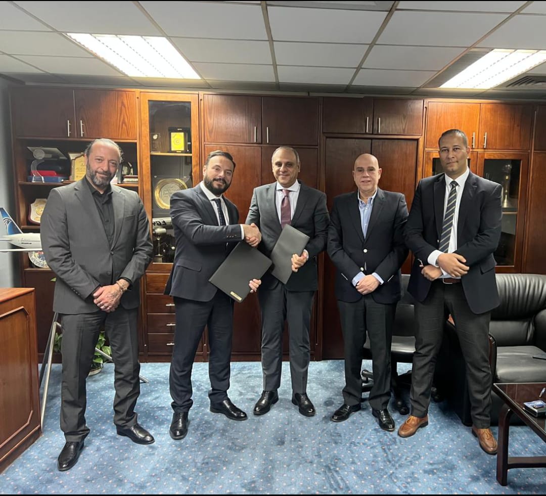 مصـــــر للطــــيران توقع عقد مع شركة PMI FLIGHT