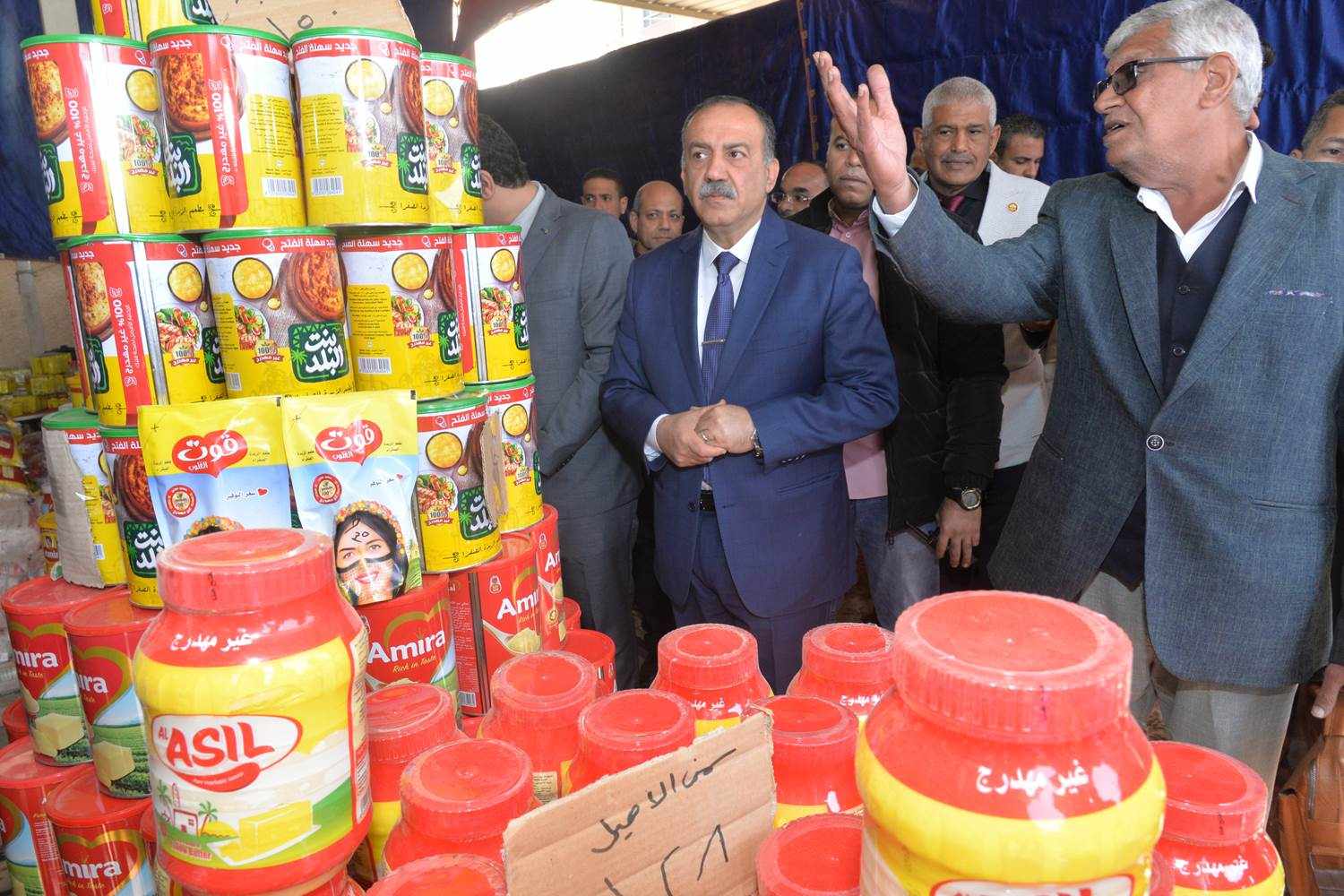 افتتاح 4 معارض “أهلاً رمضان” بمركز أسيوط وحي شرق