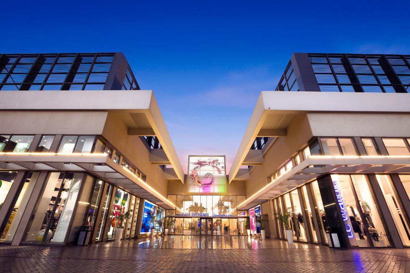 الفطيم العقارية تحتفل بعيد الأم من خلال سداد ديون الأمهات الغارمات