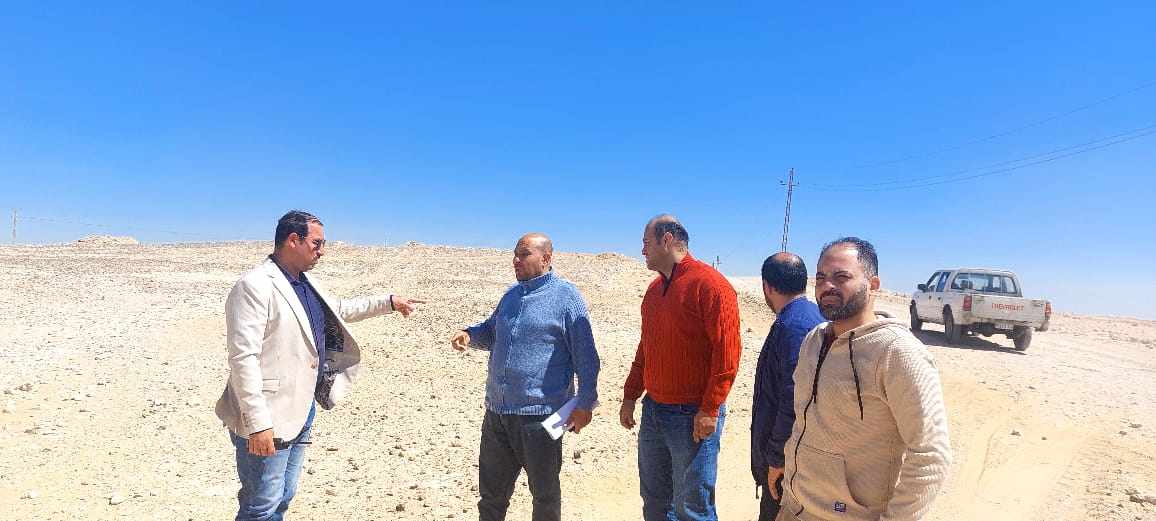 تسليم 10أفدنة بمركز القوصية لإنشاء صوامع لتخزين الغلال بأسيوط