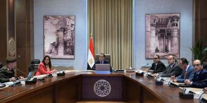 مدبولي يتابع مشروع امتداد محور الفريق كمال عامر