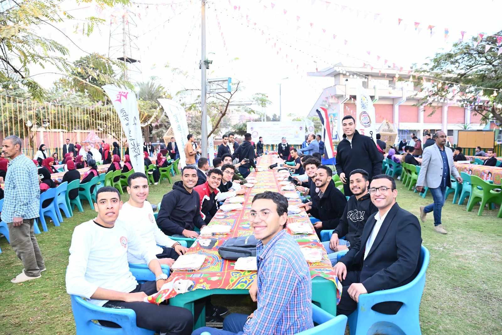 رئيس جامعة أسيوط يشارك أسرة طلاب من أجل مصر في حفل إفطار جماعي
