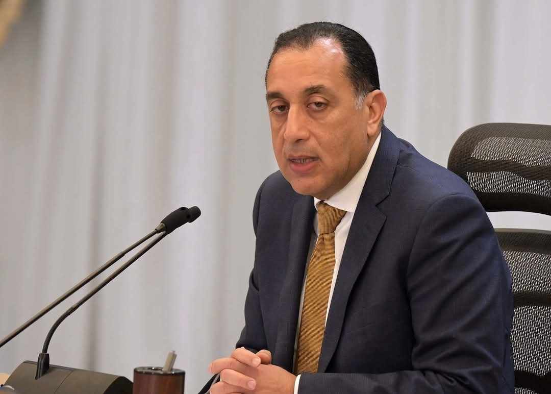 رئيس الوزراء: صرف 100 ألف جنيه لأسر ضحايا حادث قطار القنطرة شرق