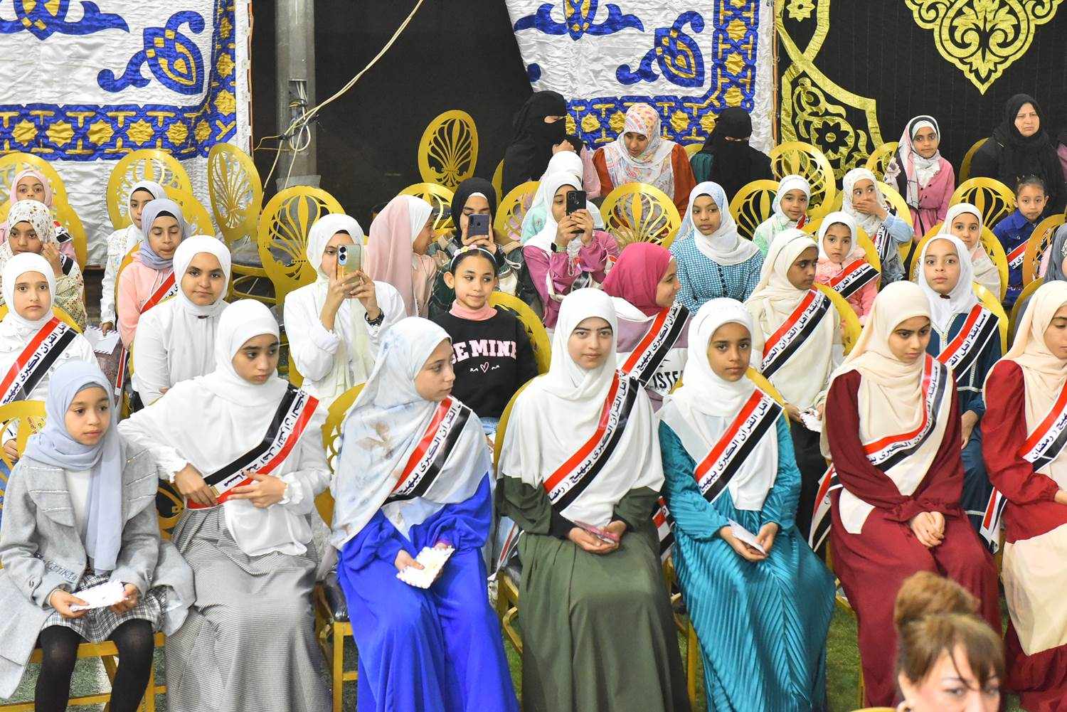 “أهل القرآن الكريم الكبرى”حفل مسابقة تكريم حفظه القرآن الكريم بقرية بهيج بأسيوط